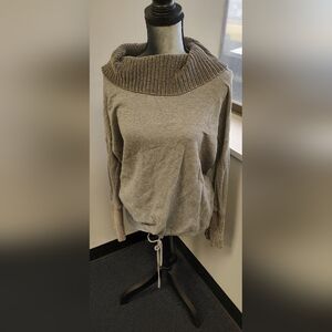 Zenergy chicos top grey with velour on sleeves and neck. Size 2